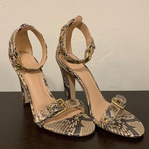 New Elizabeth Coach Shoes Size 7